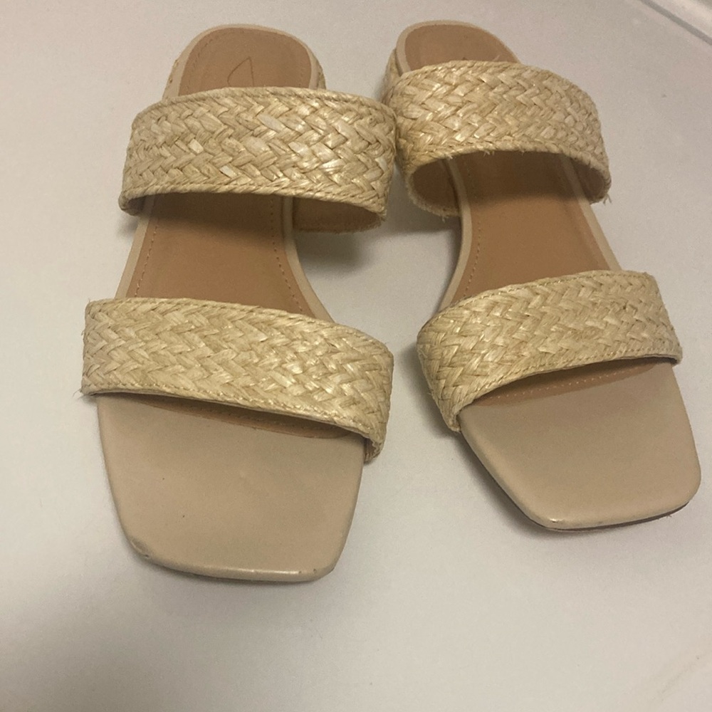 JOIE/Women's Beige Woven Sandals